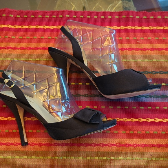 BCBGMAXAZRIA - Picture 2 of 5